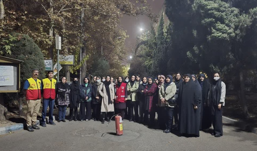 کارگاه آموزشی اطفاء حریق و نجات و مانور آتش‌نشانی در مجتمع‌های خوابگاهی دانشگاه تهران برگزار شد